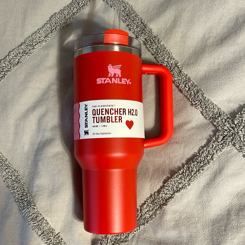 Valentine’s Day Special Edition Stanley Cup 40oz Quencher